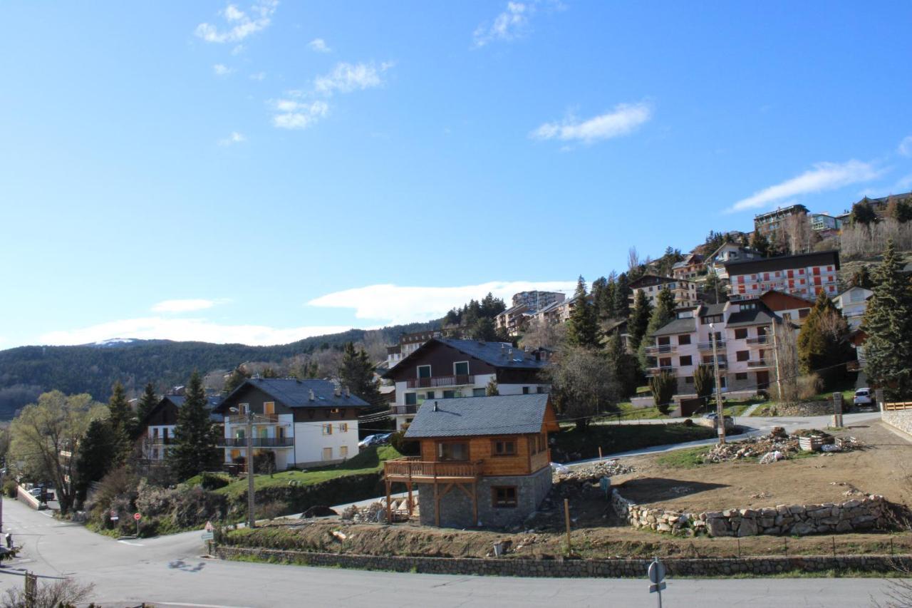 Studio Isard, Wifi Et Parking Gratuit, Navette Gratuite Au Pied De La Residence, Possibilite Forfait Menage Et Location Linge De Lit Et Toilette, A 10 Minutes A Pied Du Centre Ville Font-Romeu-Odeillo-Via Ngoại thất bức ảnh